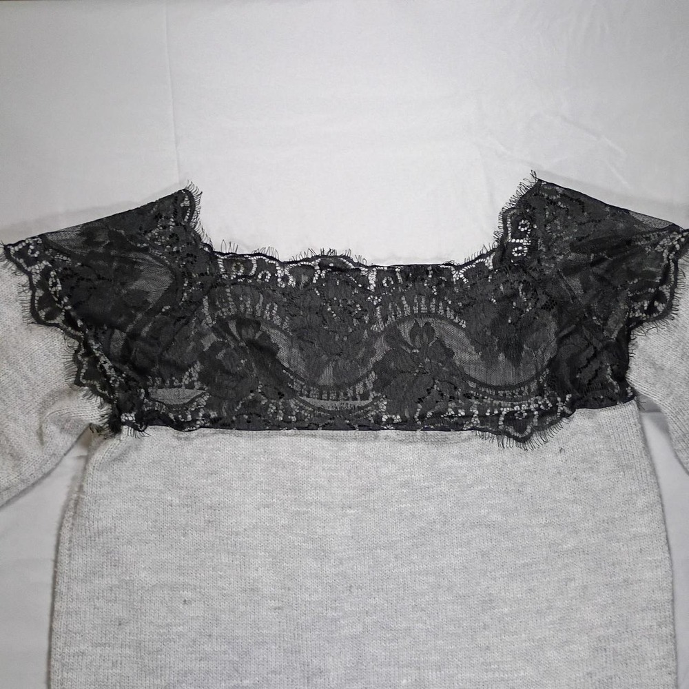 Grey Knit Short Sleeve Sweater with Black Eyelash Lace Yoke Scoop Neck Top - Picture 3 of 5